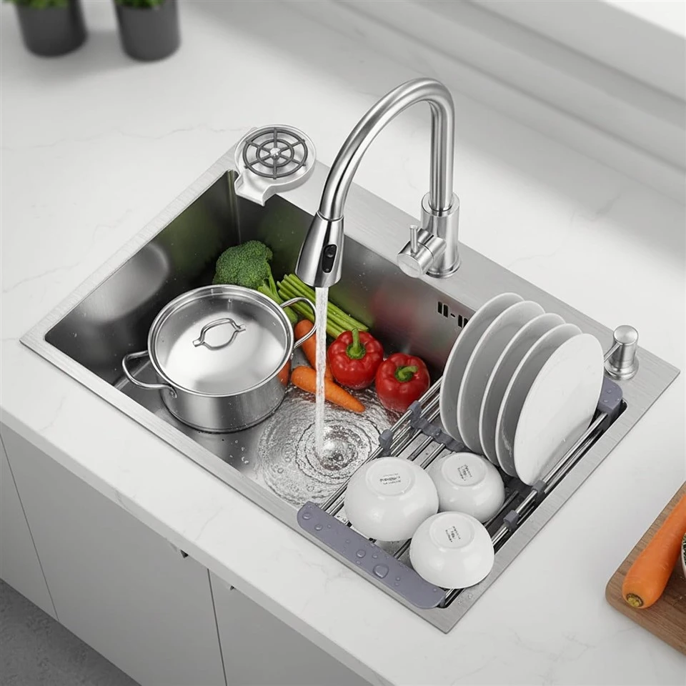 Handmade Brushed Stainless Steel Single Bowl Kitchen Sink suppliers